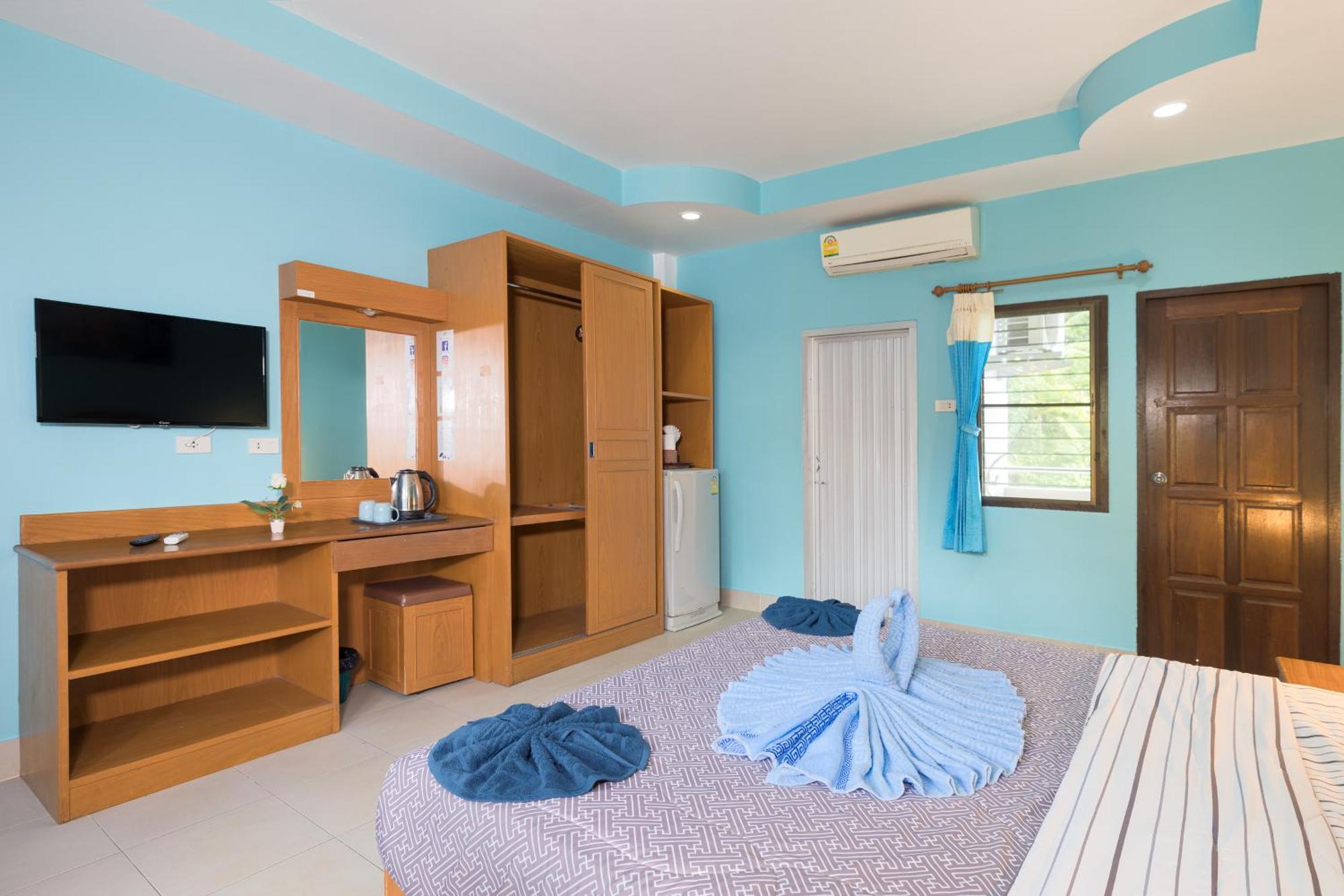 Grand View Hotel Patong Exterior photo