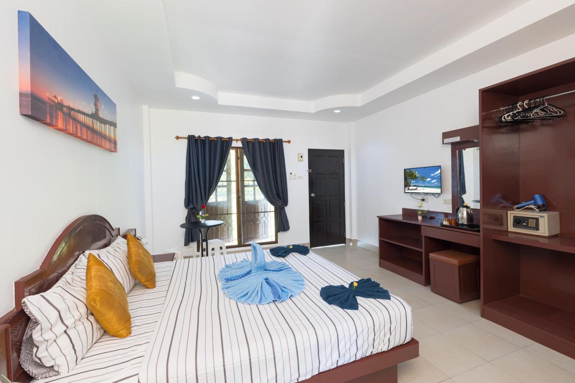 Grand View Hotel Patong Exterior photo