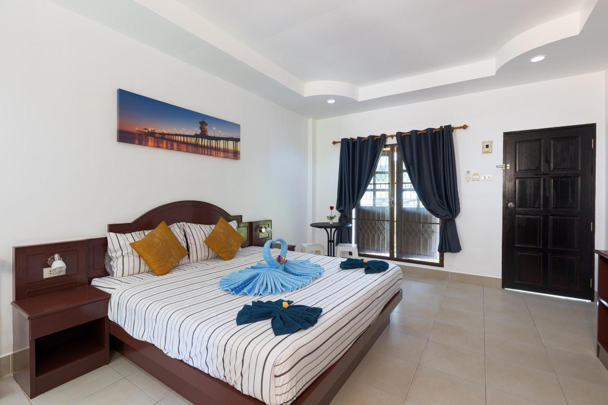 Grand View Hotel Patong Exterior photo