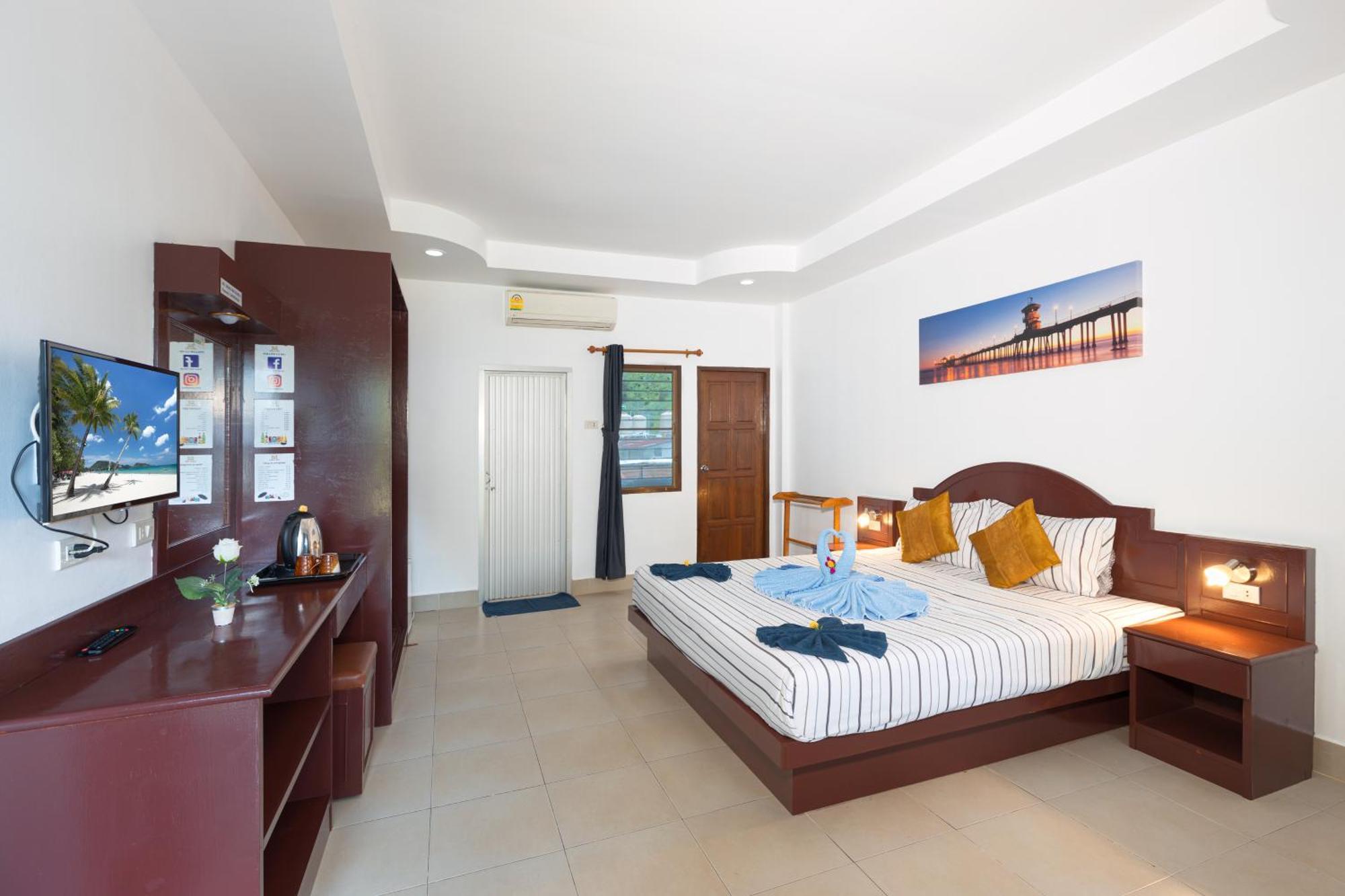 Grand View Hotel Patong Exterior photo